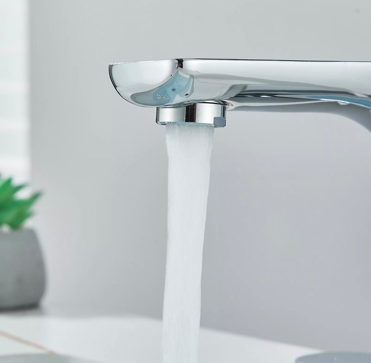 #1471 Chrome Waterfall Vanity Faucet