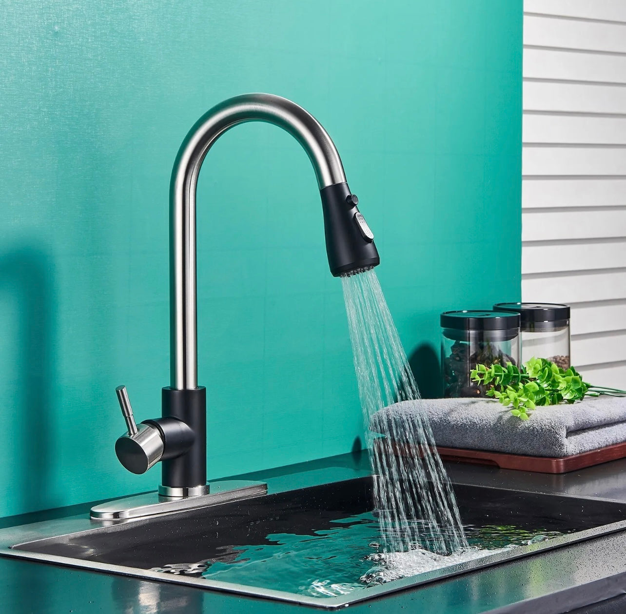 #1574 STAINLESS STEEL & BLACK PULL-OUT KITCHEN FAUCET WITH DUAL SPRAY HEAD & PAUSED FEATURE