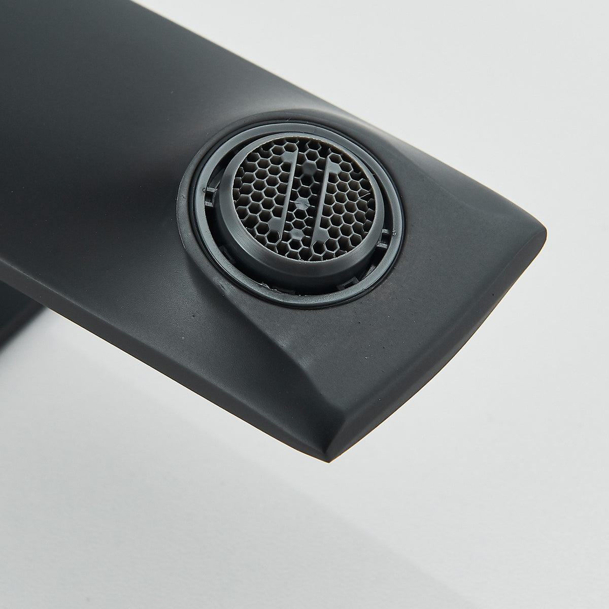 #1496 MATTE BLACK GILD EDGE WATERFALL VESSEL SINK FAUCET
