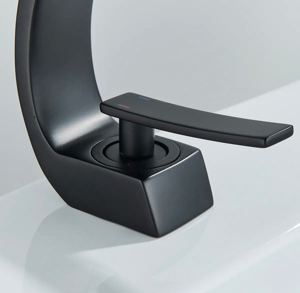 #1381 MATTE BLACK CURVED VANITY FAUCET